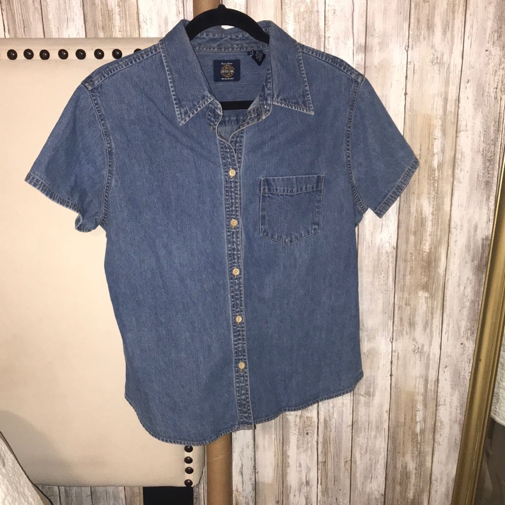 Jean shirt with buttons
